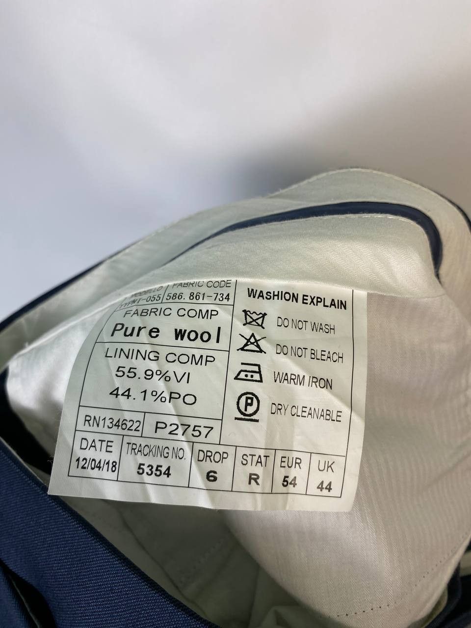 Suitsupply Luxury Italian designer Suitsupply Men's Suit Size 54R - 7 Thumbnail