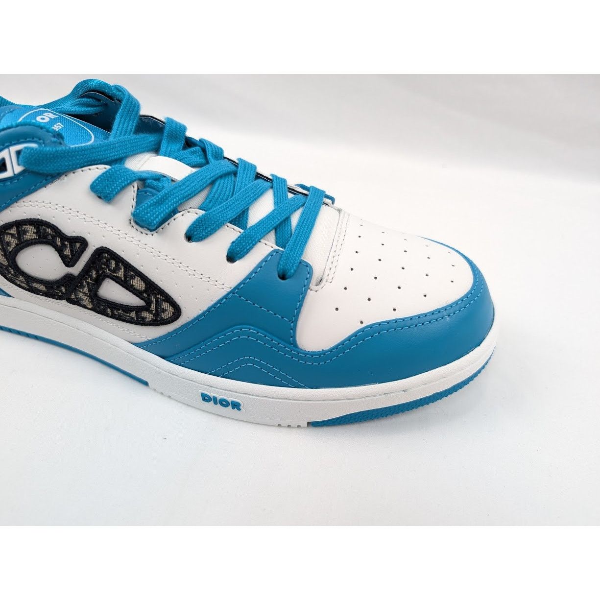 Dior o1rshd1 B57 Low-Top Sneakers in Light Blue Size US 12.5 / EU 45-46 - 3 Thumbnail