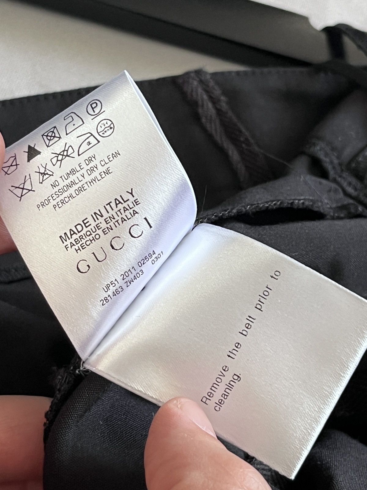 Gucci GUCCI Classic Midi Pencil Skirt Super Hot Classic Piece Size 30" / US 8 / IT 44 - 9 Thumbnail