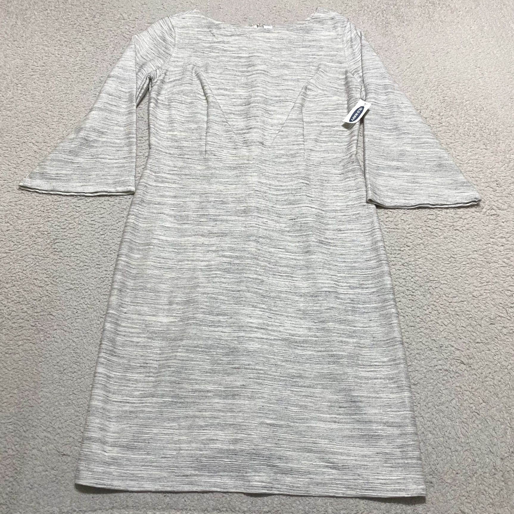 Old Navy NWT Old Navy Dress Womens Medium Gray Knit 3/4 Bell Sleeve Pullover Midi New Size M / US 6-8 / IT 42-44 - 2 Thumbnail