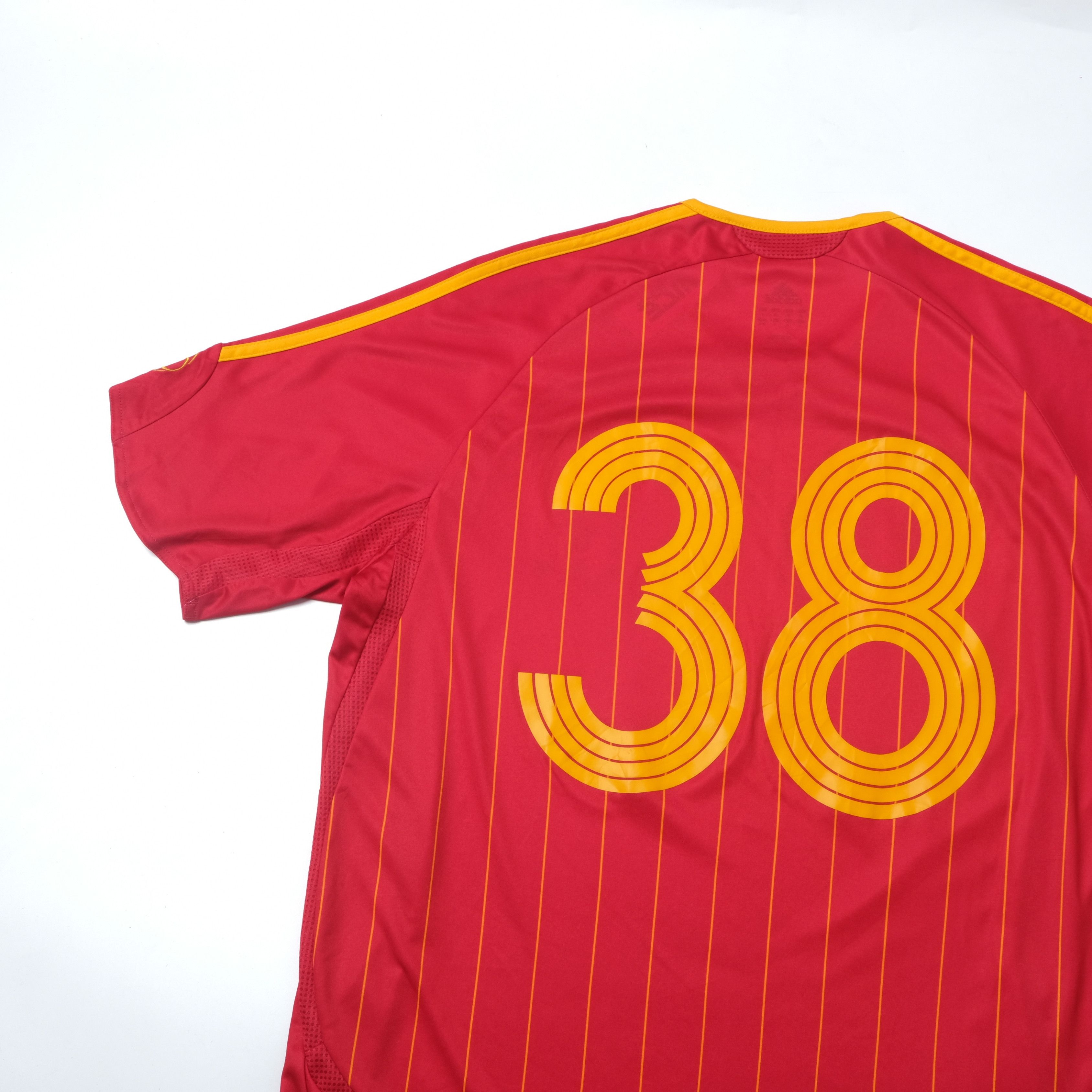 Adidas 2006/08 Spain Home Shirt Adidas (L) Size US L / EU 52-54 / 3 - 4 Thumbnail