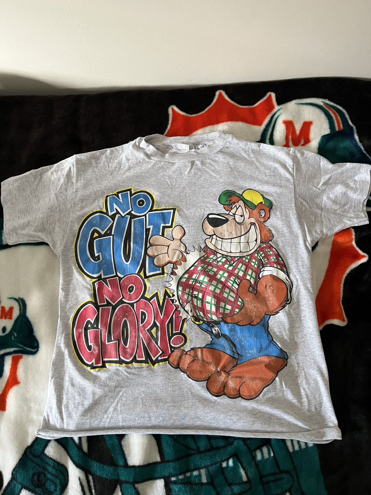 Vintage Funny Vintage Tee: No Gut No Glory Size US S / EU 44-46 / 1 - 1 Thumbnail