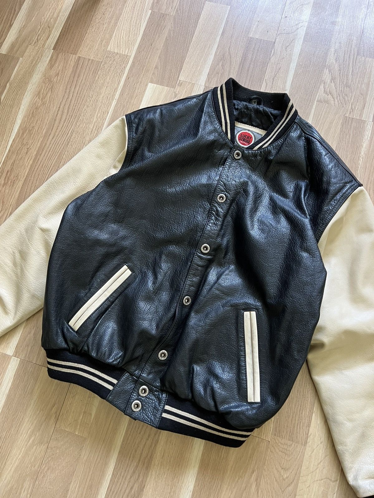 Vintage Vintage lucky strike leather bomber jacket baseball archive Size US L / EU 52-54 / 3 - 4 Thumbnail