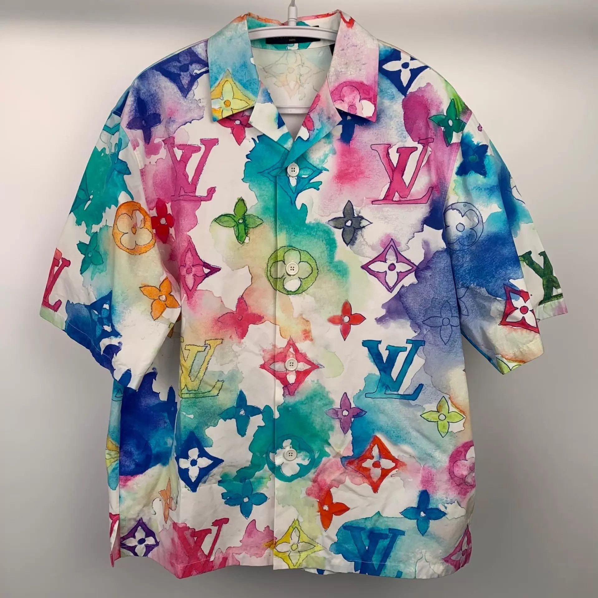 Louis Vuitton LV multicolor printed T-shirt Size US M / EU 48-50 / 2 - 1 Thumbnail