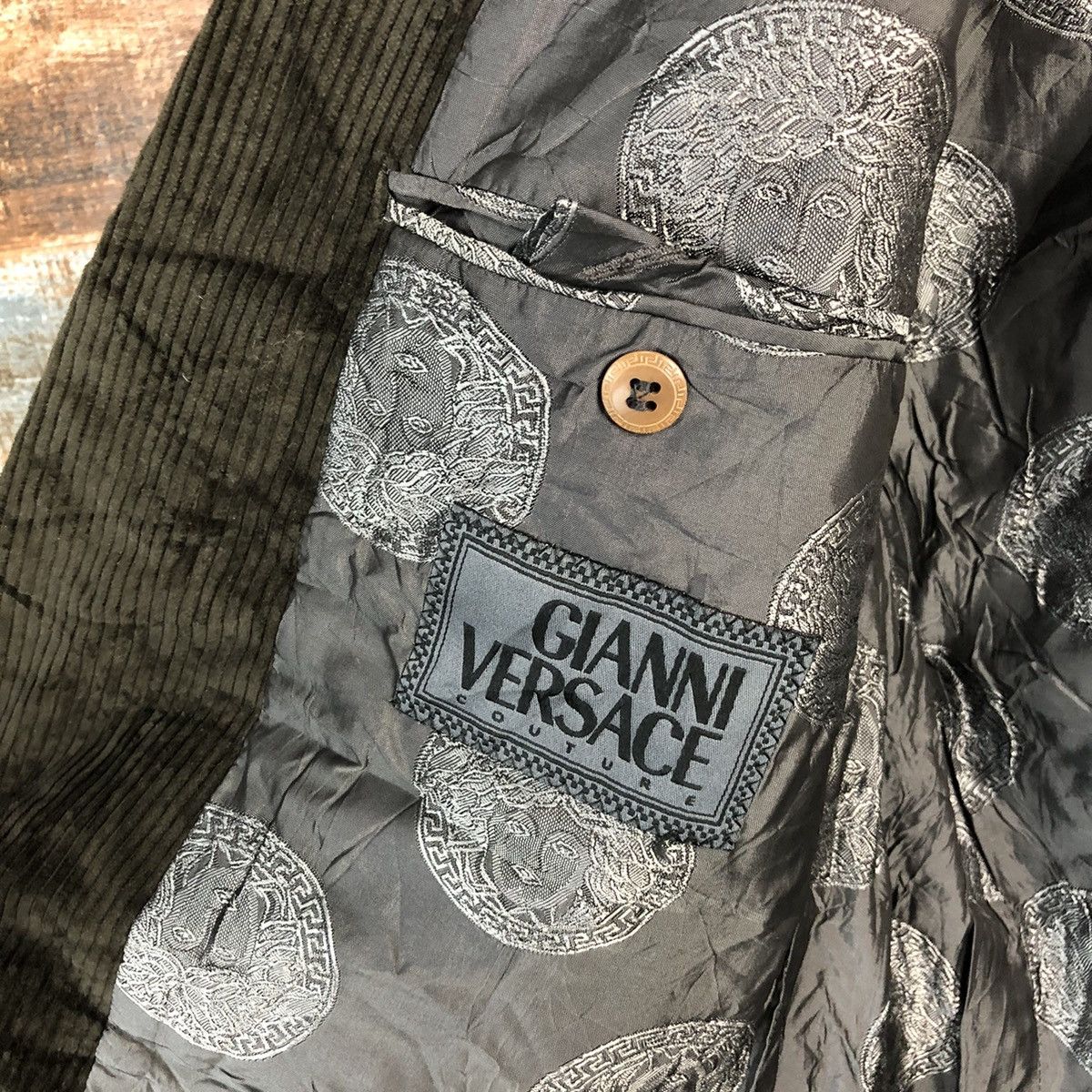 Versace Gianni Versace Dark Brown corduroy Blazzer #A2395 Size US L / EU 52-54 / 3 - 15 Thumbnail