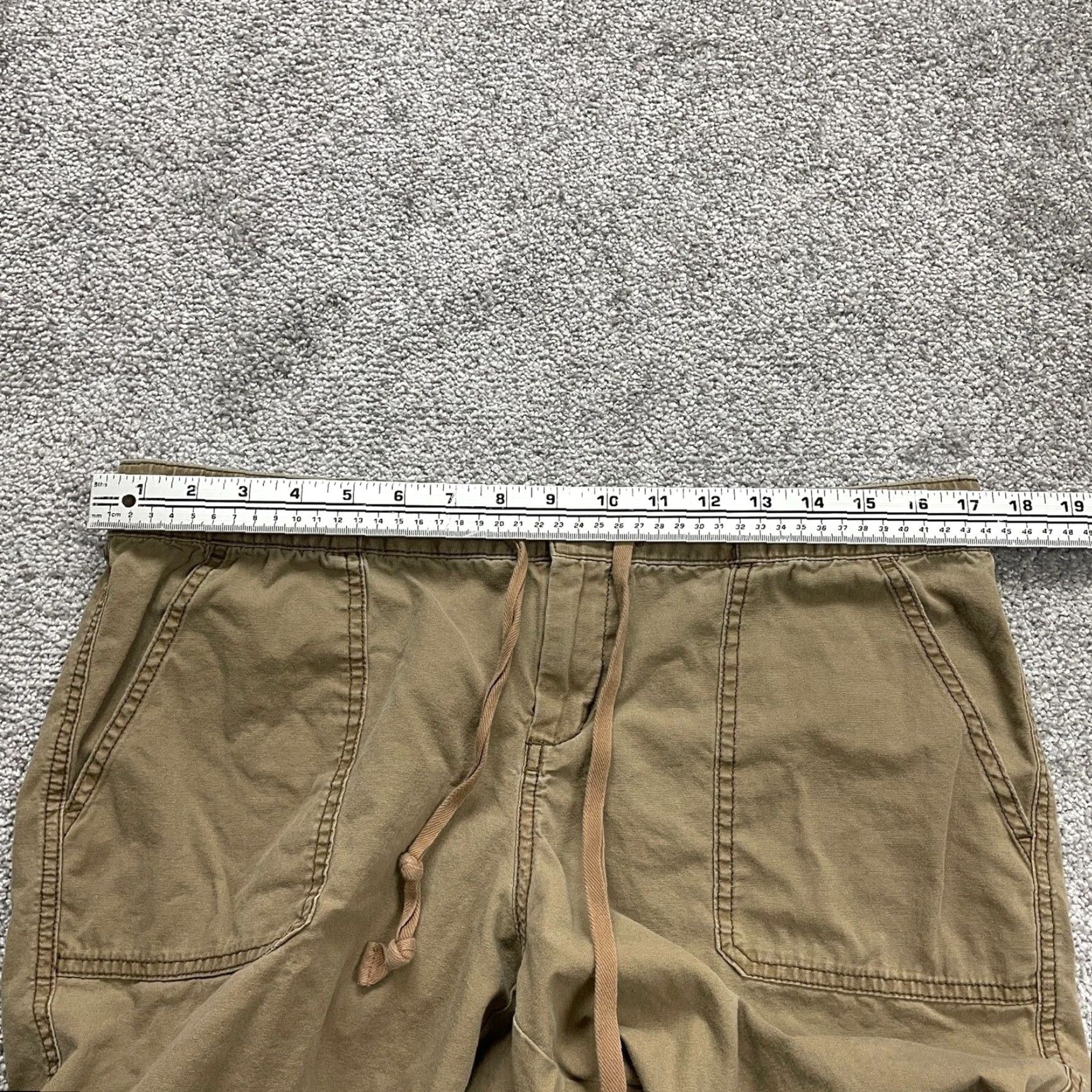 Lands' End VINTAGE? No — Lands' End Chino Shorts Women 10 Khaki Brown Drawstring Mid Rise Cotton Casual Regular Inseam 9.5" Pockets Women's Shorts Size 32" / US 10 / IT 46 - 7 Thumbnail