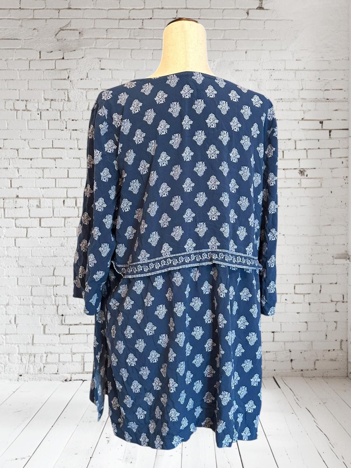 Unknown London J.Jill Blue Boho Rayon Tunic with White Pattern – Size L Size L / US 10 / IT 46 - 2 Thumbnail