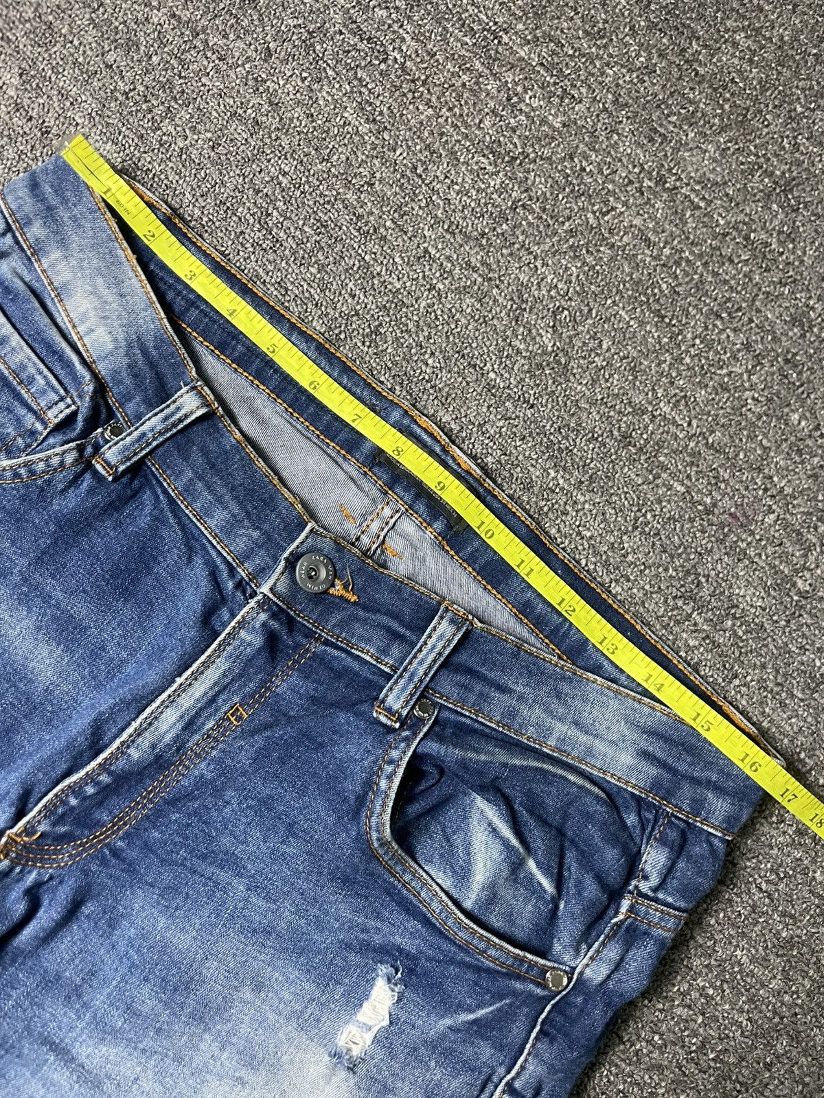 Designer × Vintage × Zara Vintage ZARA Men’s Ripped Jeans (91) Size US 33 - 5 Thumbnail