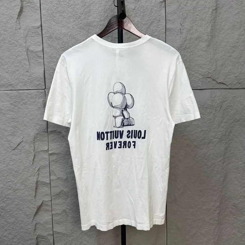 Louis Vuitton Louis Vuitton White sunflower logo short sleeve T-shirt Size US M / EU 48-50 / 2 - 2 Thumbnail