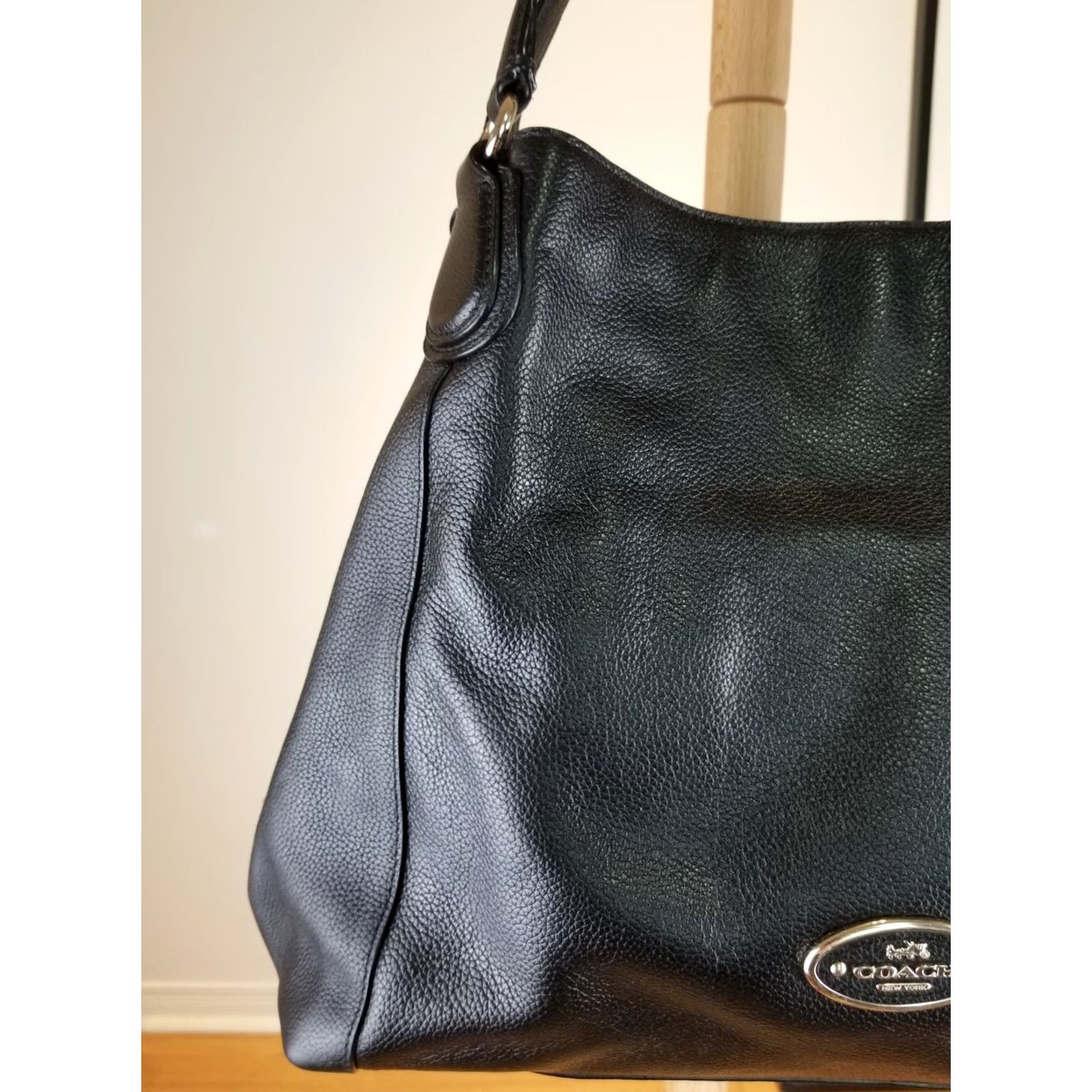 Coach VINTAGE Y2K COACH BLACK LEATHER SHOULDER HANDBAG CROSS BAG Size ONE SIZE - 3 Thumbnail