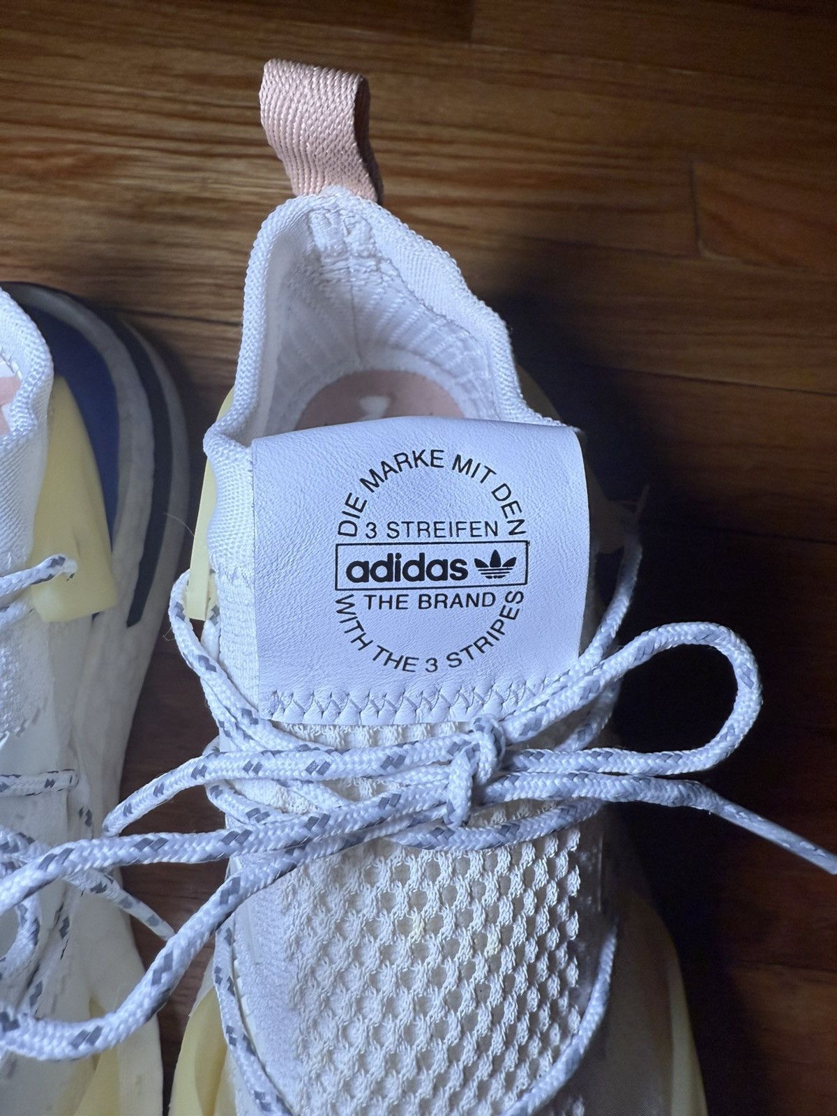 Adidas Adidas Arkyn Cloud White Ultraboost Women’s 9.5 – New Size US 9.5 / IT 39.5 - 3 Thumbnail