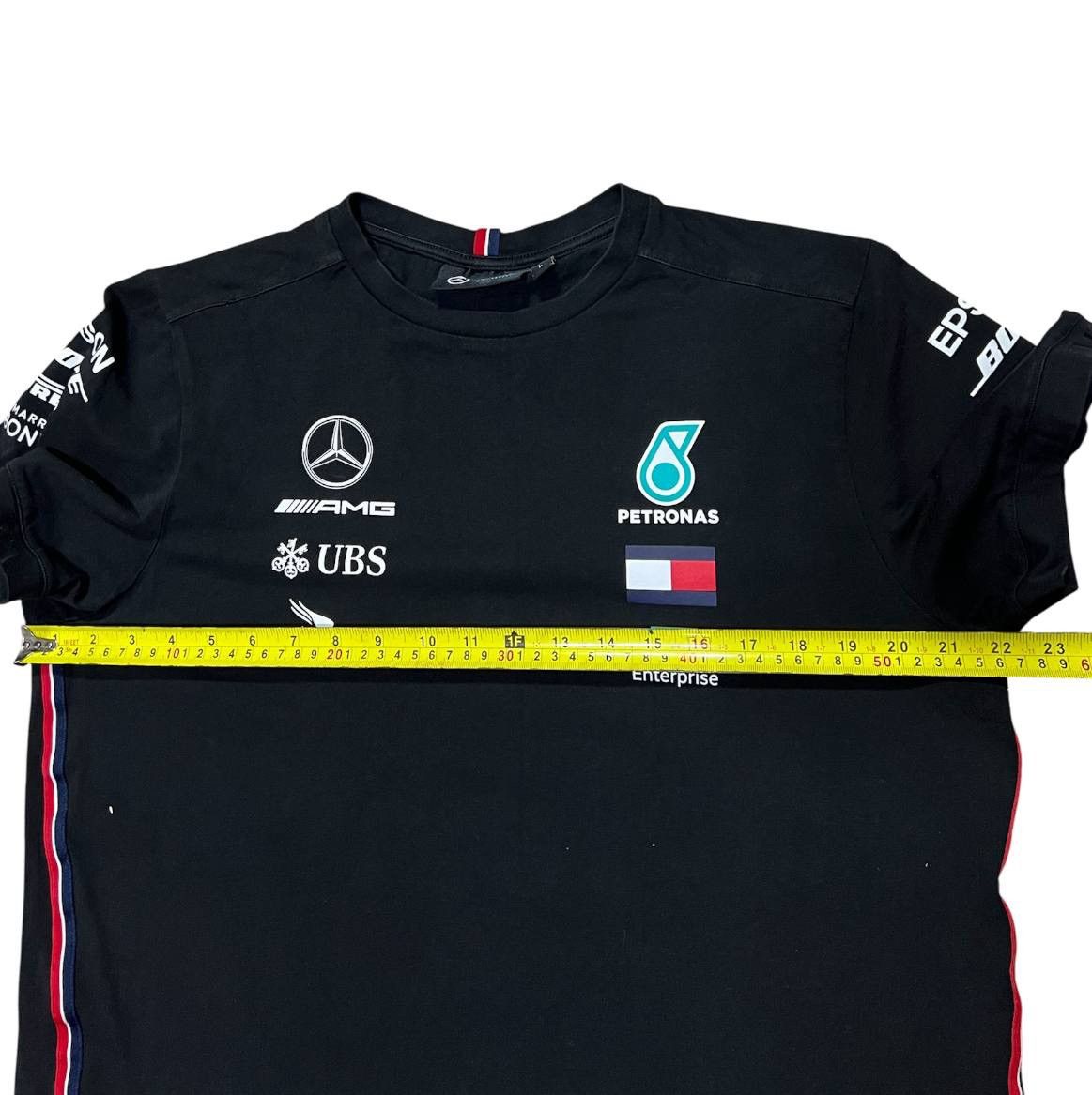 Mercedes-Benz MERCEDES BENZ PETRONAS AMG OFFICIAL MOTORSPORT T SHIRT SZ L Size US L / EU 52-54 / 3 - 10 Thumbnail