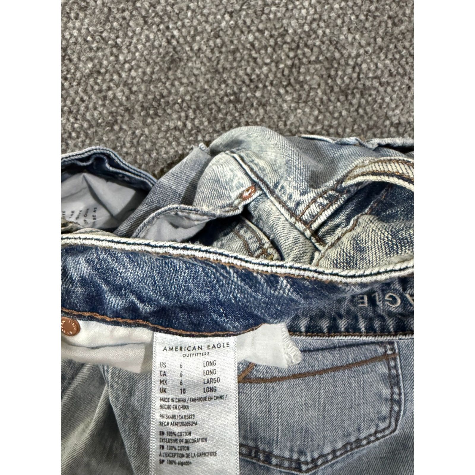 American Eagle Outfitters American Eagle Outfitters Jeans Womens 6 Distressed Blue Denim Straight 5-Pocket Pockets Stretch Regular Rise High 31 In Inseam Blue Pants Pants Mens? Size 28" / US 6 / IT 42 - 3 Thumbnail