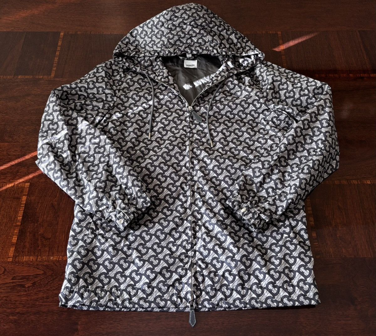 Burberry Burberry TB Windbreaker Size US S / EU 44-46 / 1 - 13 Thumbnail