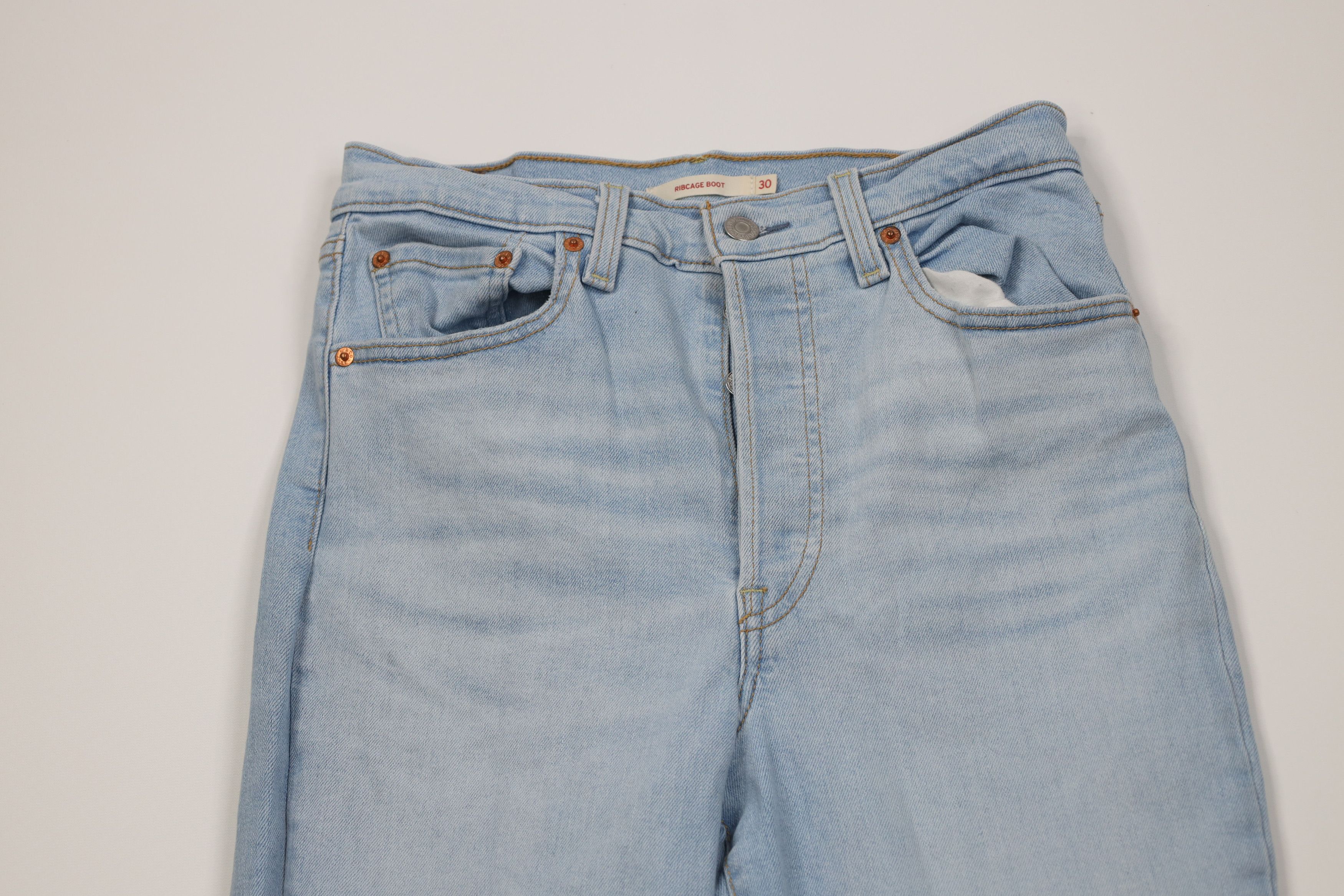 Levi's Vintage Y2K Levis Button Fly Ribcage Bootcut Wide Leg Jeans Size 30" / US 8 / IT 44 - 2 Thumbnail