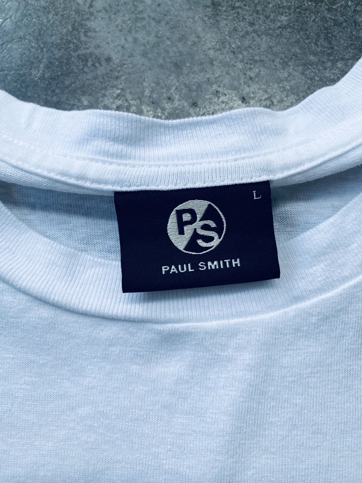 Paul Smith Vintage 90s Paul Smith Selena Commune Art Tees Size US L / EU 52-54 / 3 - 6 Thumbnail