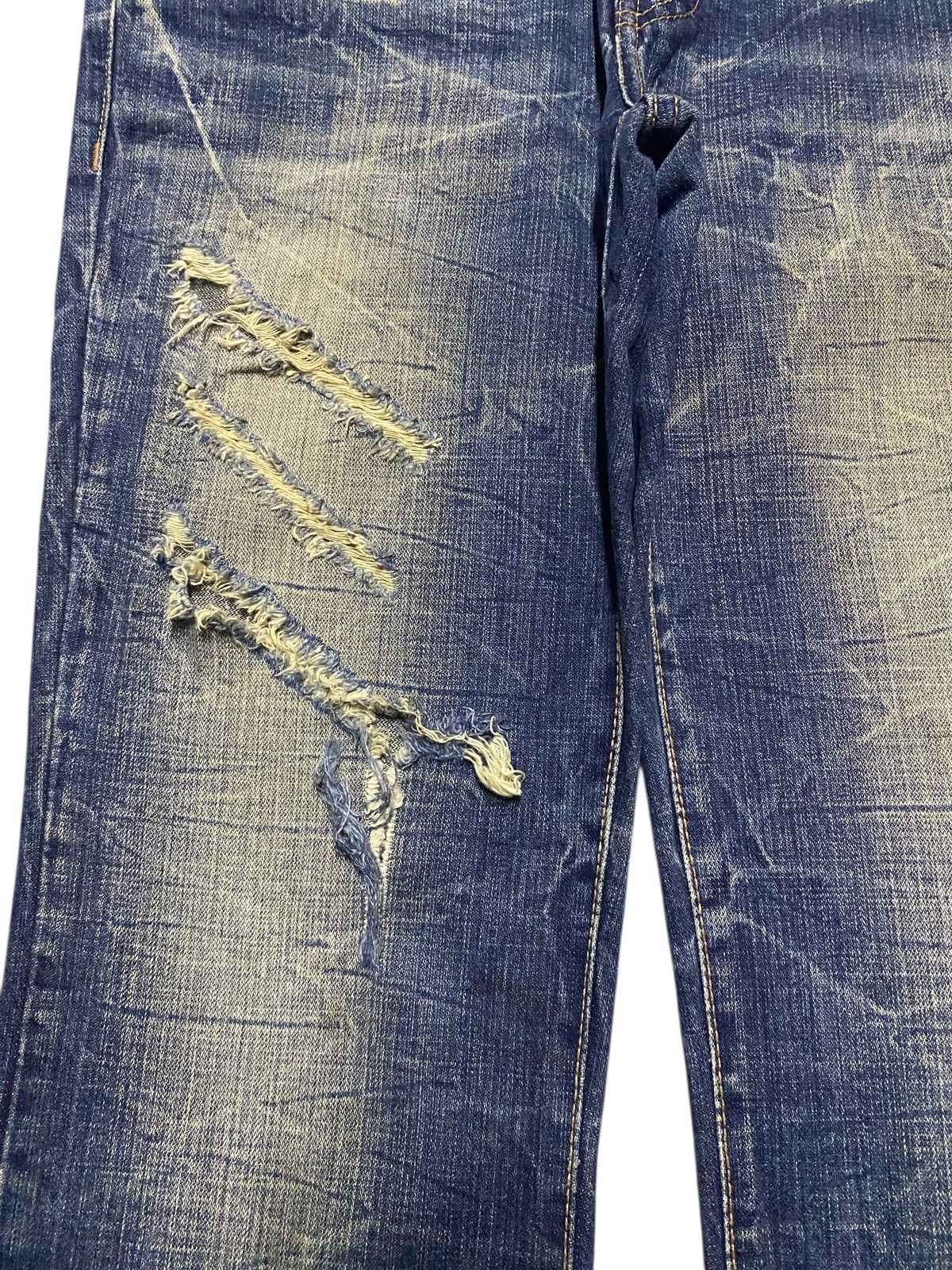 Blue Blue Japan Japanese Brand CCless Distressed Thunder Flare Jeans Size US 32 / EU 48 - 7 Thumbnail