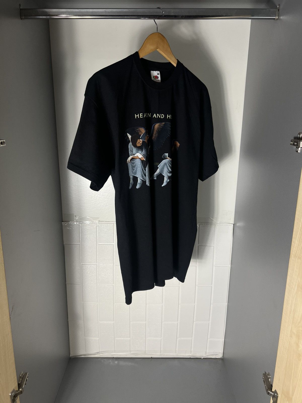 Band Tees VINTAGE HEAVEN AND HELL ALBUM TOUR T-SHIRT RETRO METAL 90s Size US XL / EU 56 / 4 - 5 Thumbnail