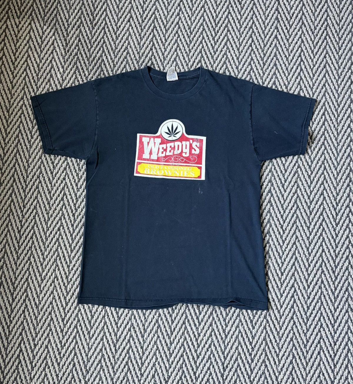 Fruit Of The Loom Vintage Weedy’s Tee Size US L / EU 52-54 / 3 - 1 Thumbnail