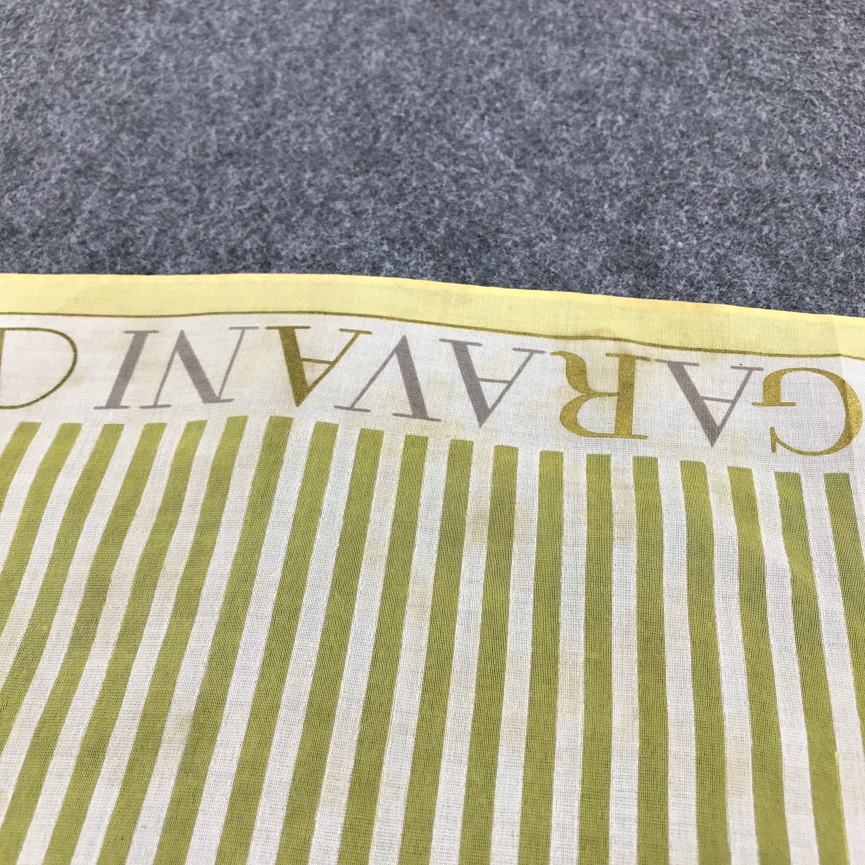 Japanese Brand Valentino Garavani Handkerchief Neckerchief Bandana H1267 Size ONE SIZE - 6 Thumbnail
