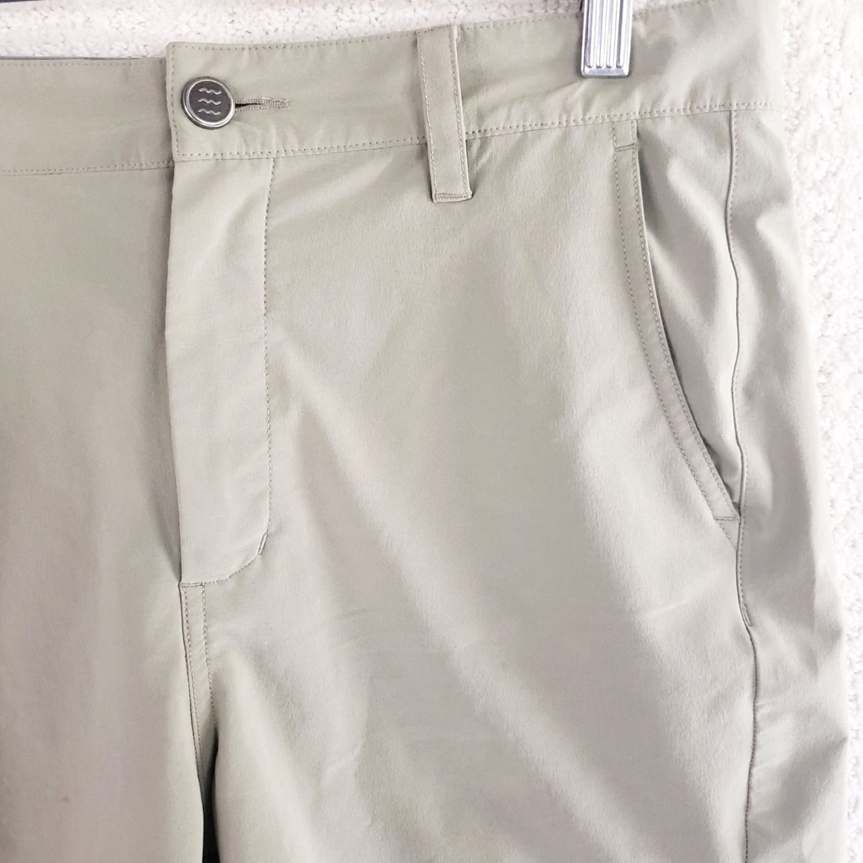 Vintage Free Fly Shorts Mens 32 Beige Solid 7.5" Inseam Polyester Spandex Pockets Logo Chino Casual Beach Outdoor Sports Size US 32 / EU 48 - 4 Thumbnail