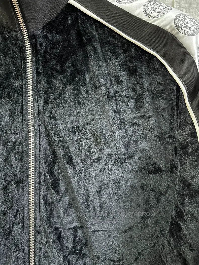 Versace Versace Velvet skewer Medusa avatar coat Size US S / EU 44-46 / 1 - 2 Thumbnail