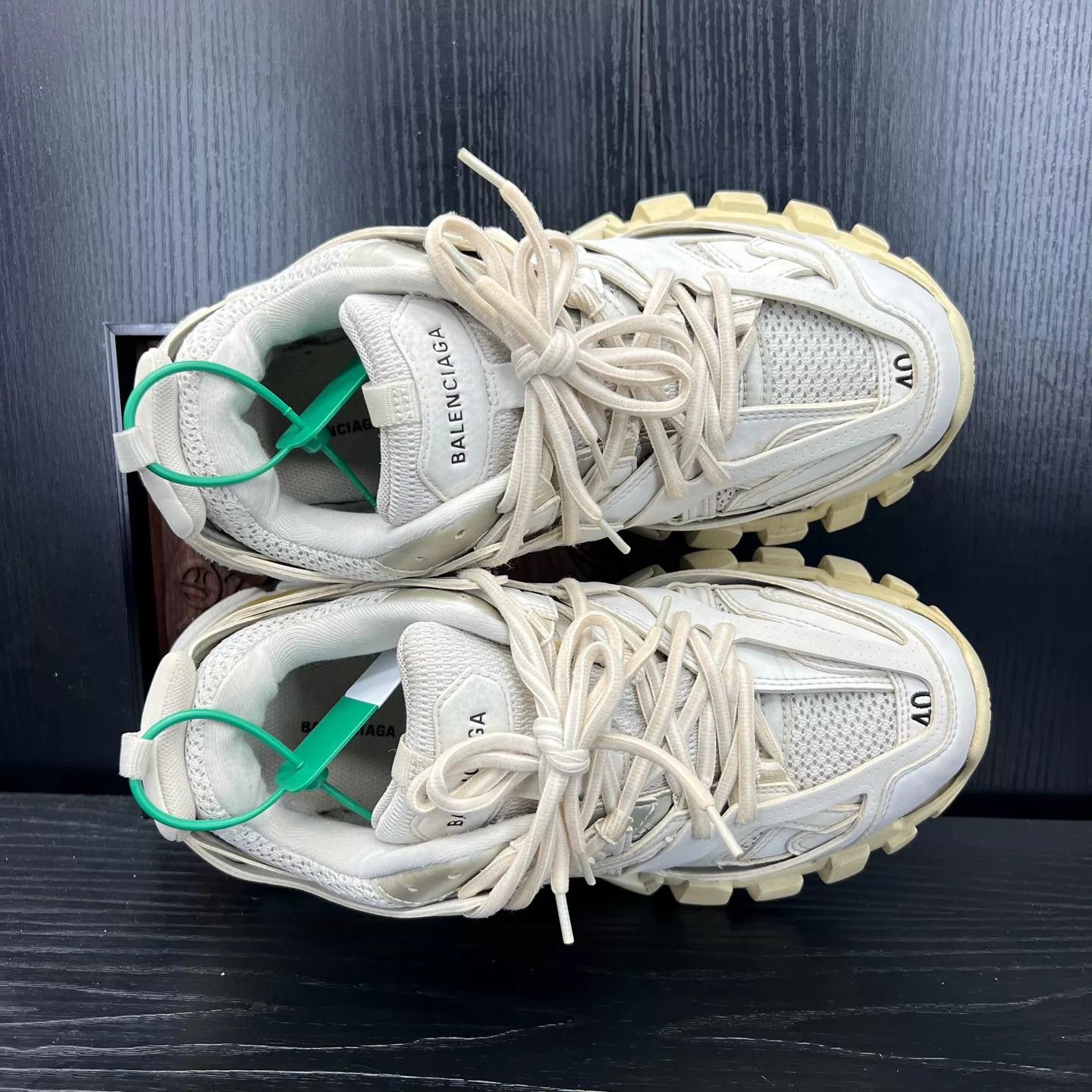 Balenciaga Balenciaga Track White 40 Good Condition Size US 7 / EU 40 - 5 Thumbnail