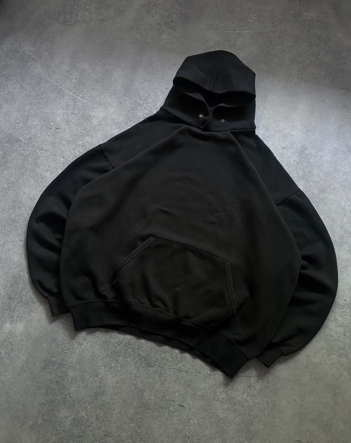 Vintage Vintage Fruit of The Loom boxy black oversized hoodies Size US XL / EU 56 / 4 - 2 Thumbnail