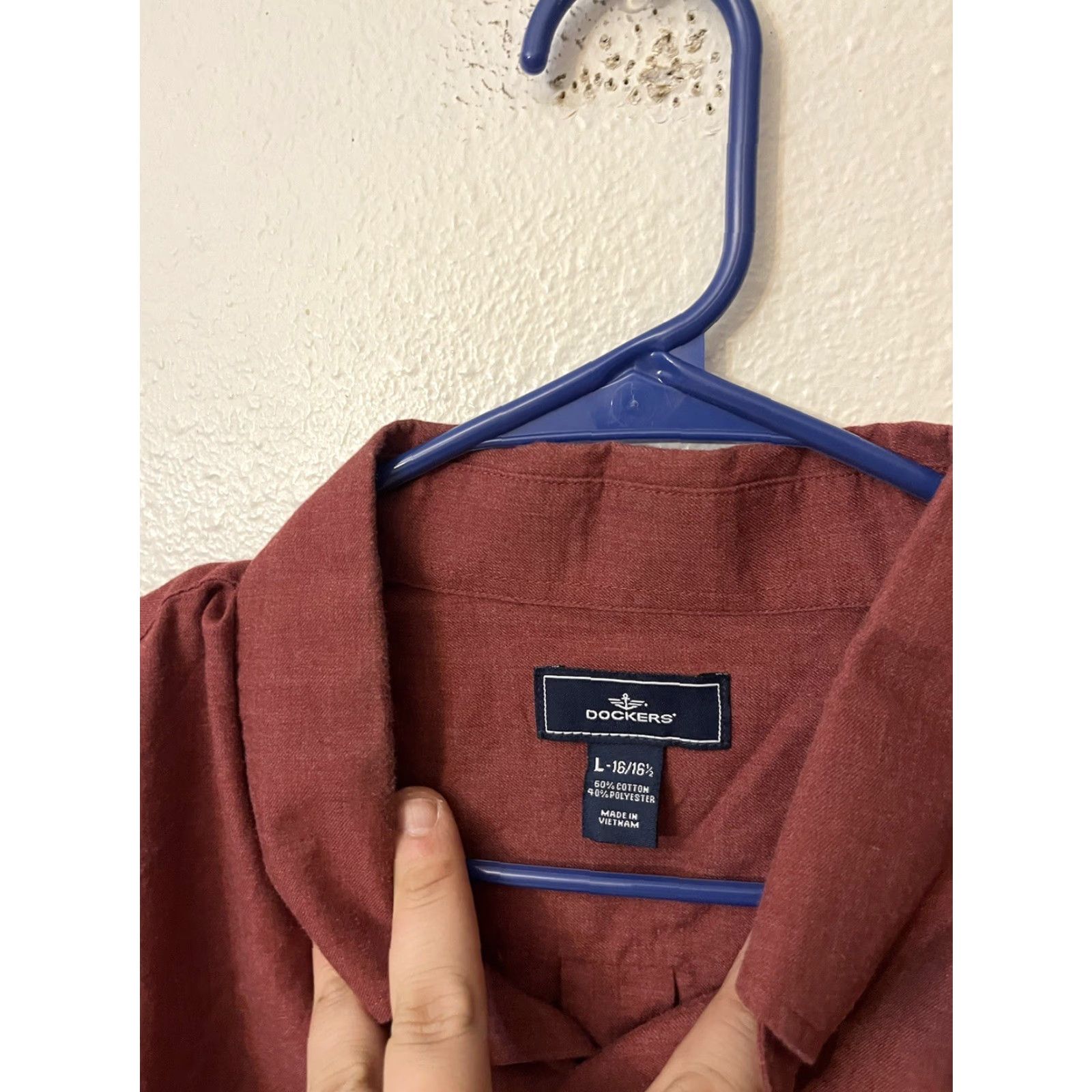 Dockers DOCKERS Solid Button-Up Shirt Men's Large Maroon Red Long Sleeve Casual Workwear Size US L / EU 52-54 / 3 - 2 Thumbnail