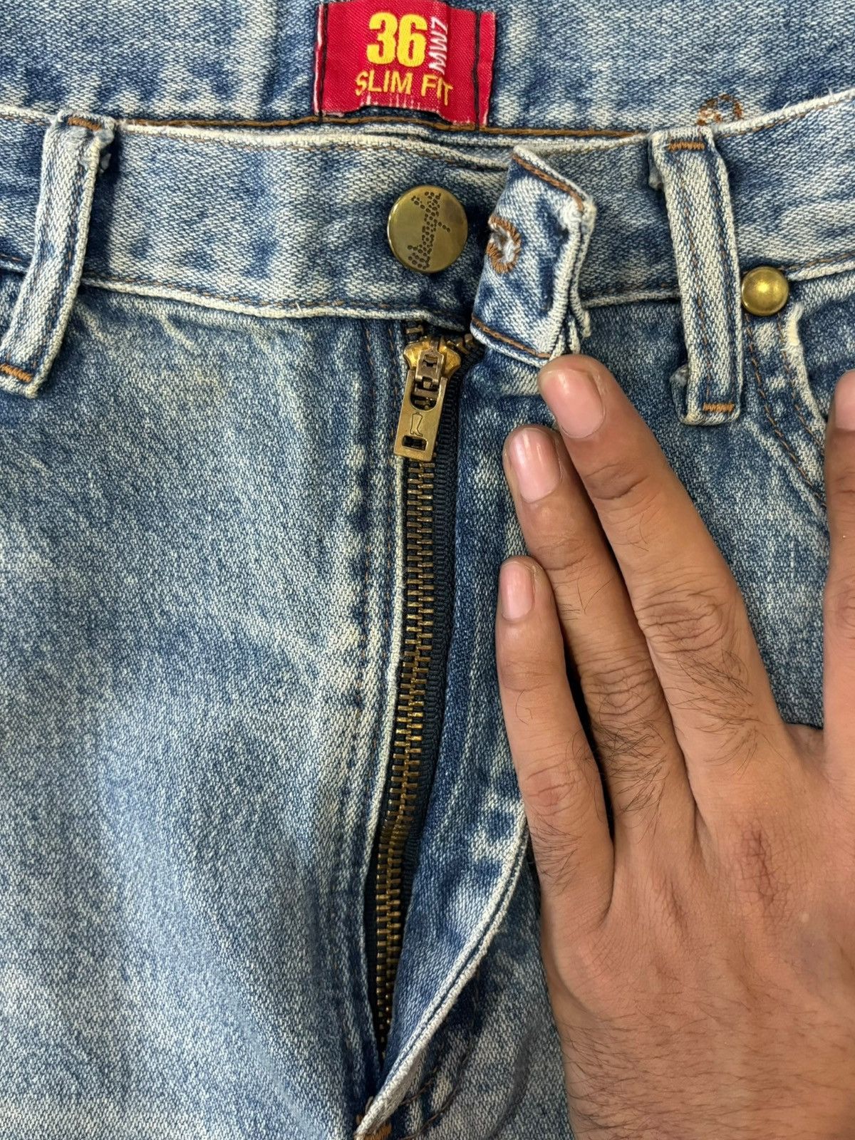 Wrangler Vintage 90s Wrangler Blue Wash Distressed Loose Jeans Size 35" - 5 Thumbnail