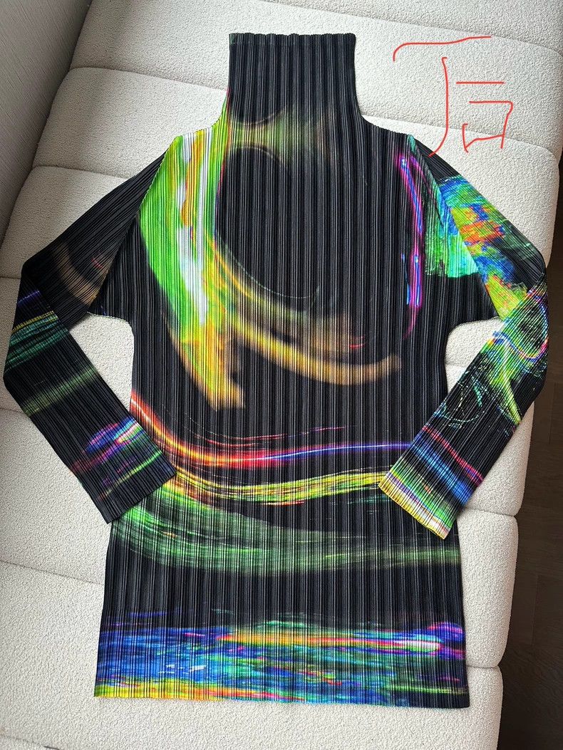Other Issey Miyake/三宅一生 Spectral rib long sleeve Size M / US 6-8 / IT 42-44 - 2 Thumbnail