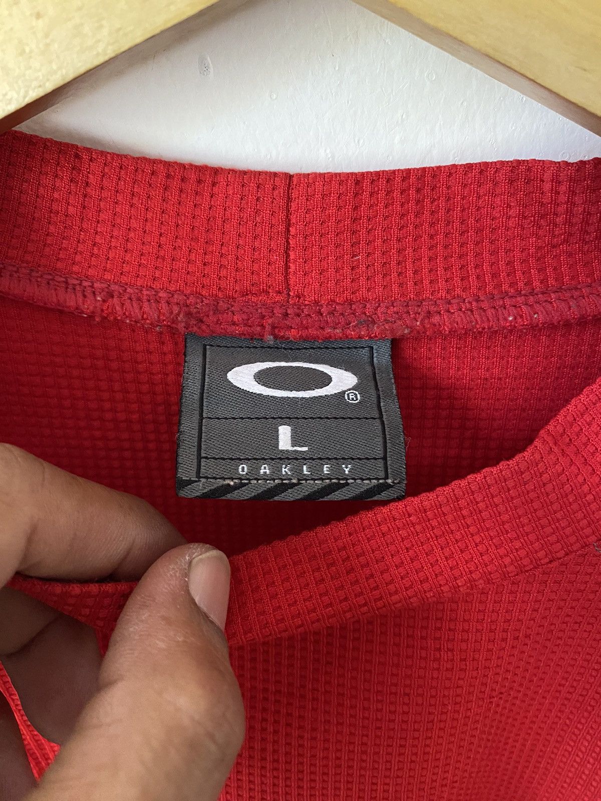 Oakley Vintage OAKLEY Center Logo Long Sleeve Size US L / EU 52-54 / 3 - 6 Thumbnail