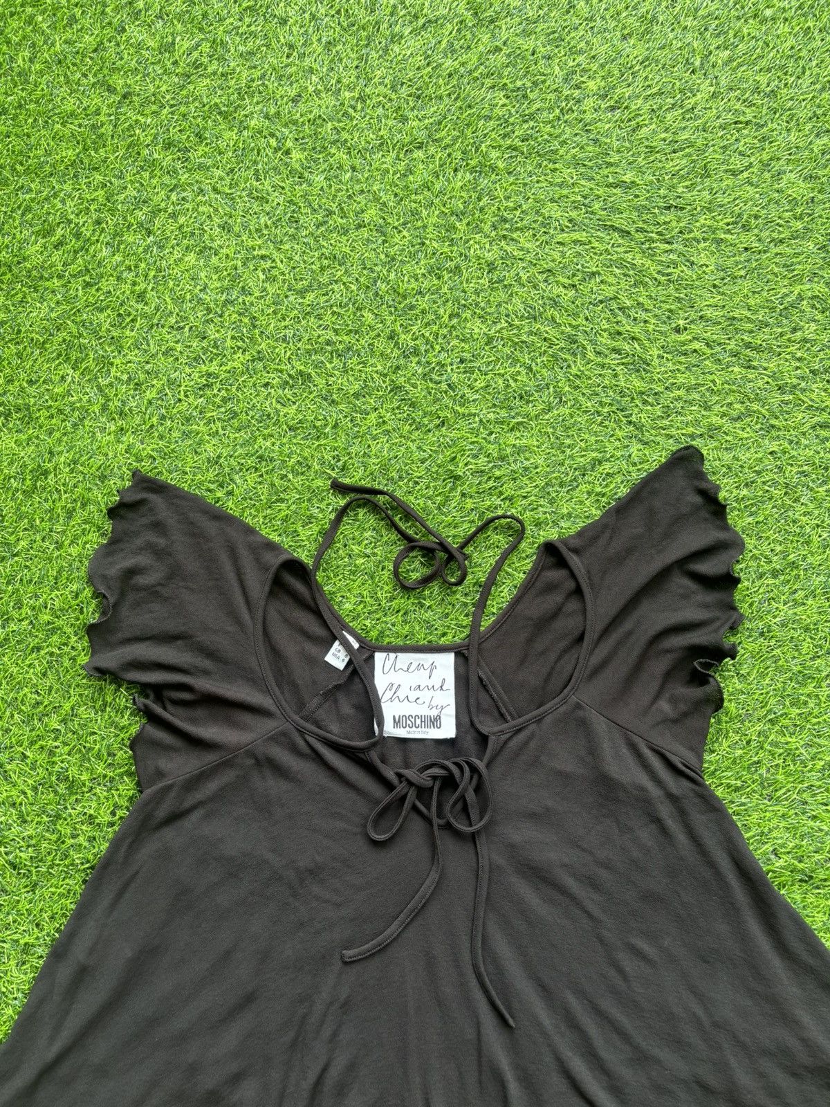 Moschino Moschino Women's Crop Tshirt Size M / US 6-8 / IT 42-44 - 2 Thumbnail