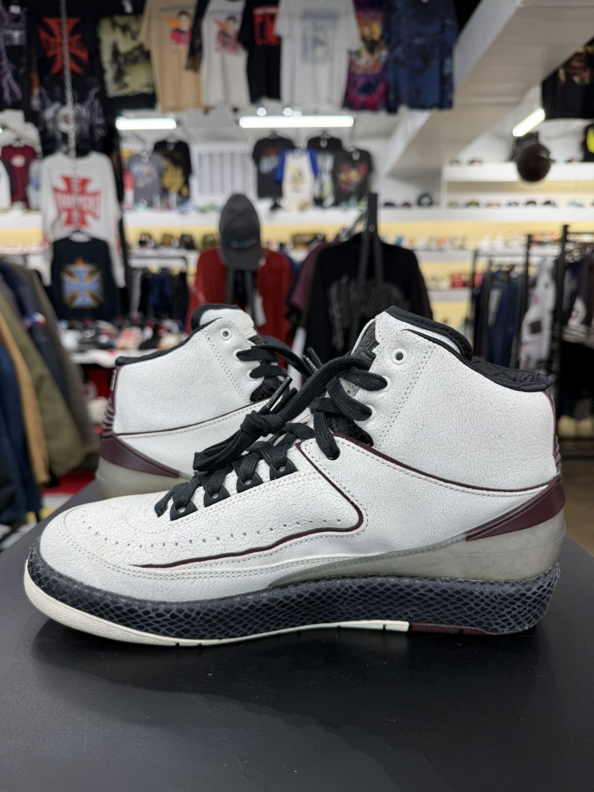 A Ma Maniere × Jordan Brand Air Jordan 2 A Ma Maniere Size 9 (2022) Size US 9 / EU 42 - 4 Thumbnail