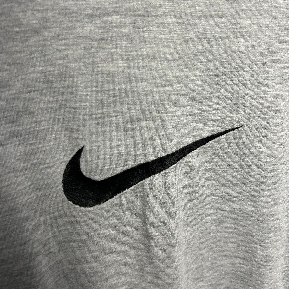 Nike Vintage Nike Big Swoosh 90’s streetwear y2k tee size L Size US L / EU 52-54 / 3 - 3 Thumbnail