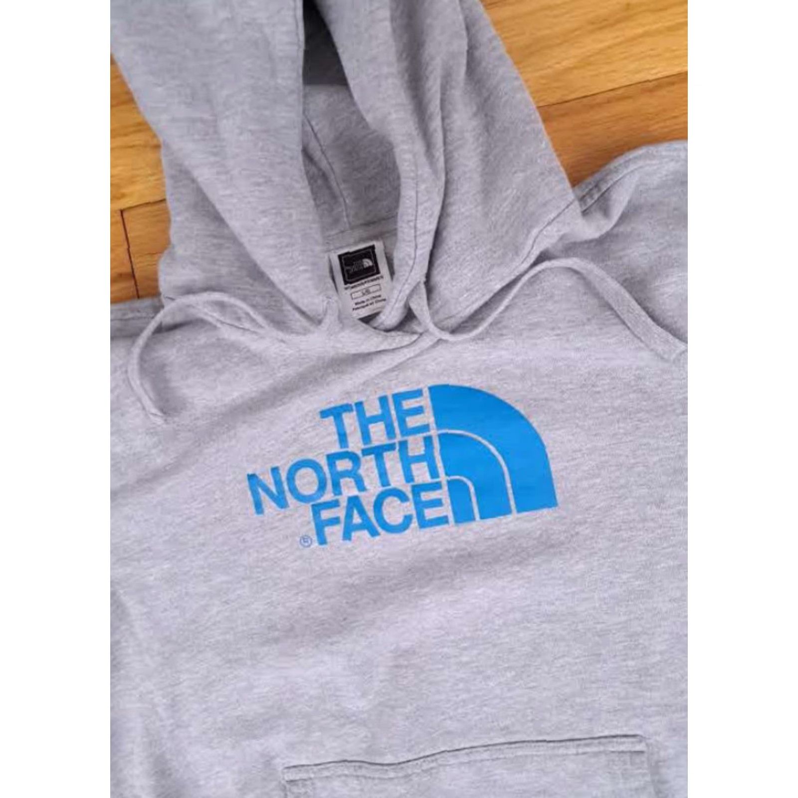 The North Face The North Face Hoodie Women Pullover Sweatshirt Gray L Long Sleeve Size L / US 10 / IT 46 - 2 Thumbnail