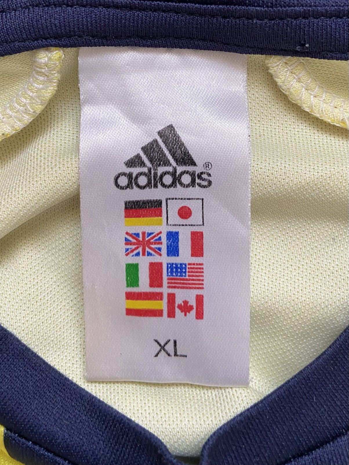 Adidas Fenerbahçe S.K. football jersey Size XL / US 12-14 / IT 48-50 - 7 Thumbnail