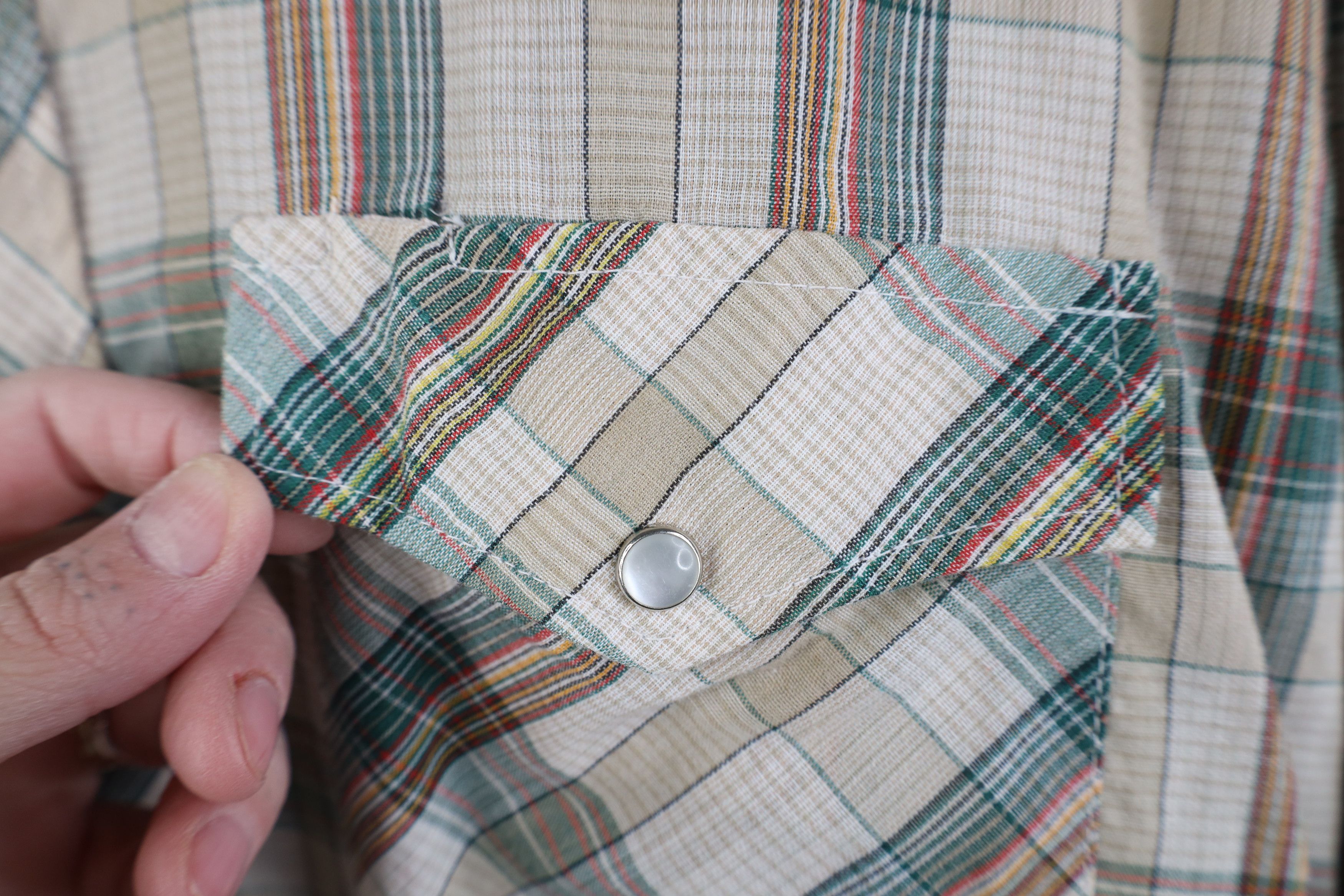 Vintage Vintage 70s Streetwear Rodeo Cowboy Snap Button Shirt Plaid Size US L / EU 52-54 / 3 - 9 Thumbnail