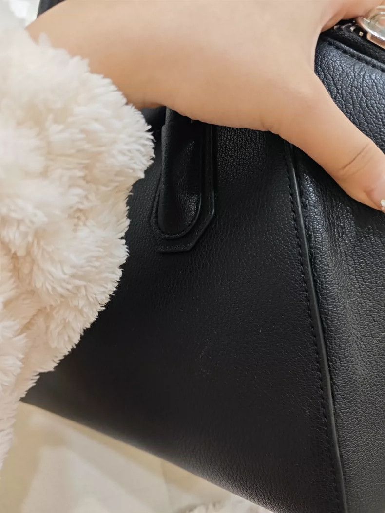 Givenchy Givenchy ANTIGON Medium Bag Size ONE SIZE - 5 Thumbnail