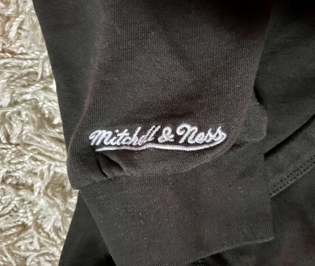 Mitchell & Ness Mitchell & Ness Toronto Raptors Japanese Katakana Hoodie XL Size US XL / EU 56 / 4 - 3 Thumbnail