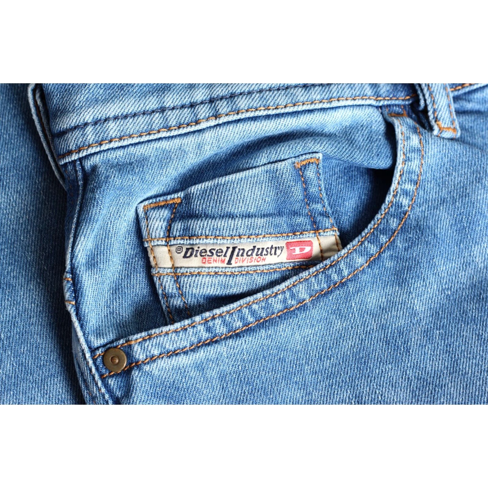 Diesel DIESEL Thommer 087AR Jeans Men 32/34 Slim Skinny Stretch DZ5348 Blue Denim 5-Pocket Rise Mid Regular Size W32/L34 Mens Size US 32 / EU 48 - 6 Thumbnail