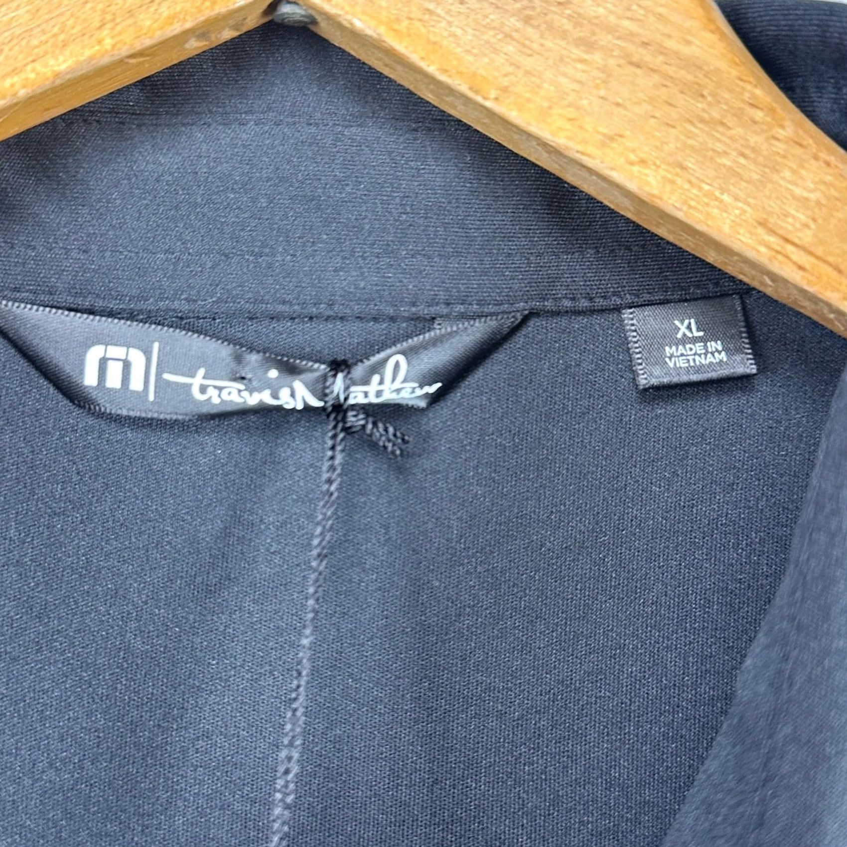TravisMathew Travis Mathew Golf Polo XL Black Athletic Logo Short Sleeve Mens Size US XL / EU 56 / 4 - 4 Thumbnail