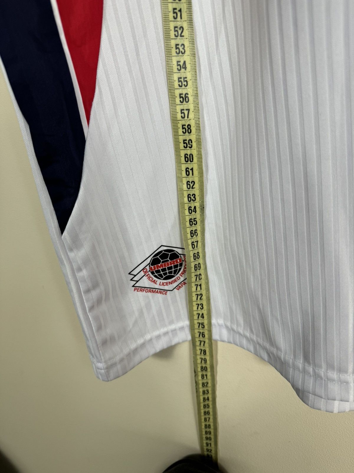 Umbro England Vintage 1998 Umbro Rare Jersey Reissue Size US L / EU 52-54 / 3 - 7 Thumbnail