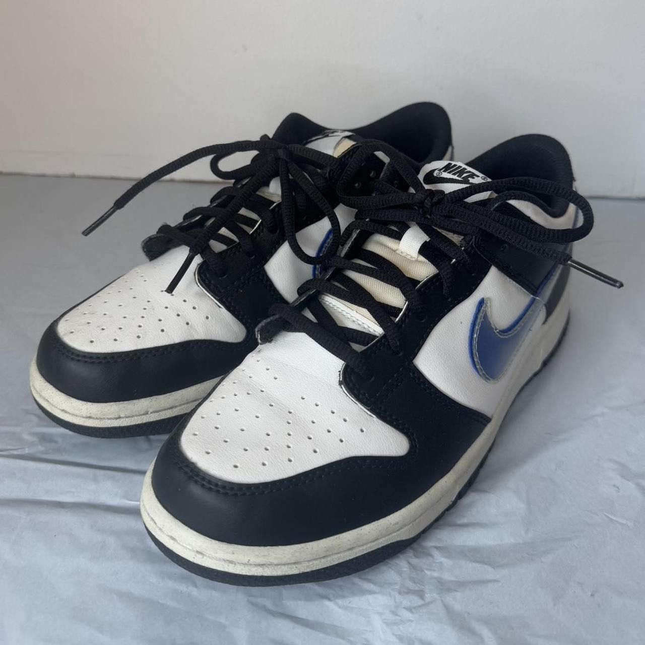 Nike Nike Dunk Low Sneakers Size US 7 / EU 40 - 1 Thumbnail