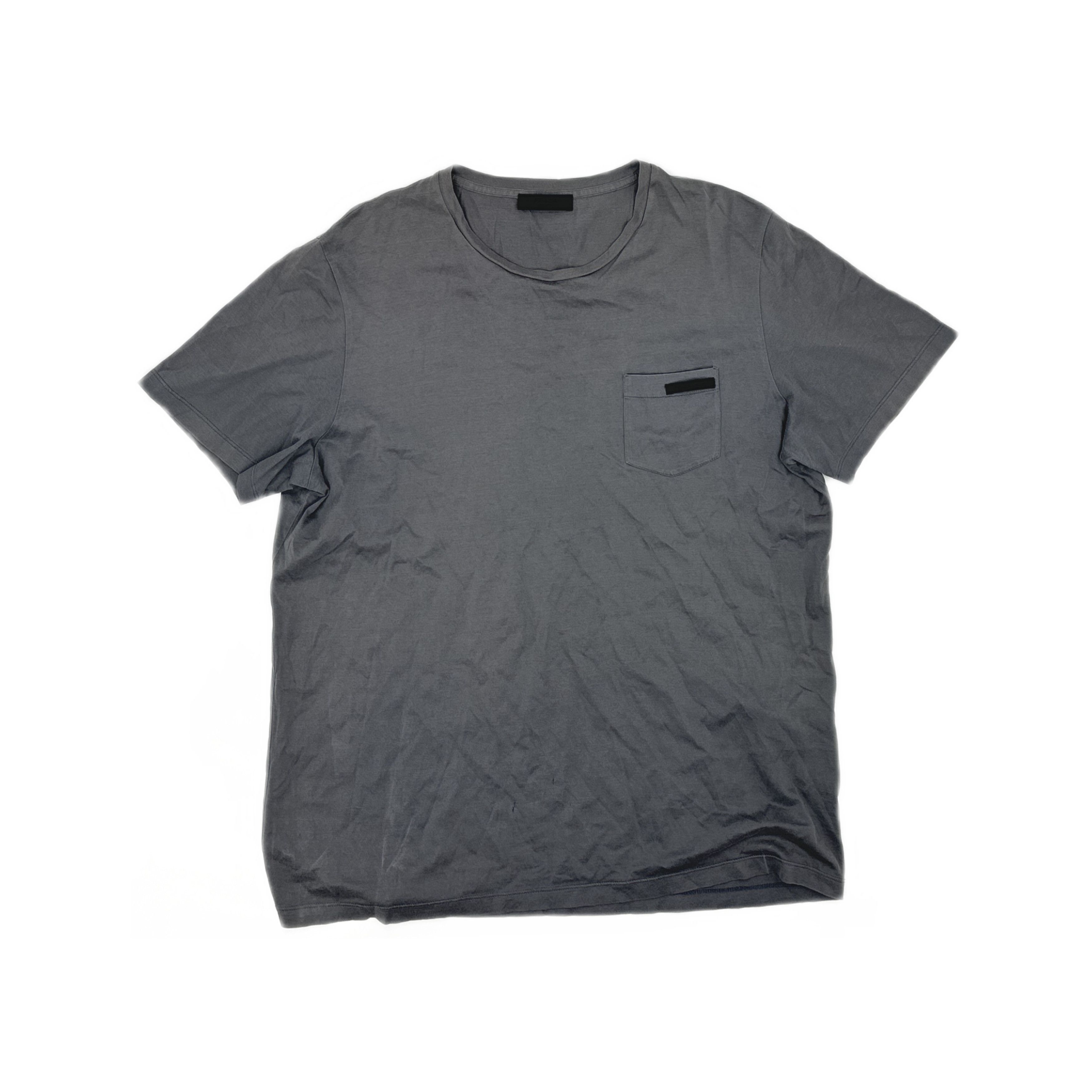 Prada Prada Pocket Logo T-Shirt Size XL Size US XL / EU 56 / 4 - 1 Thumbnail