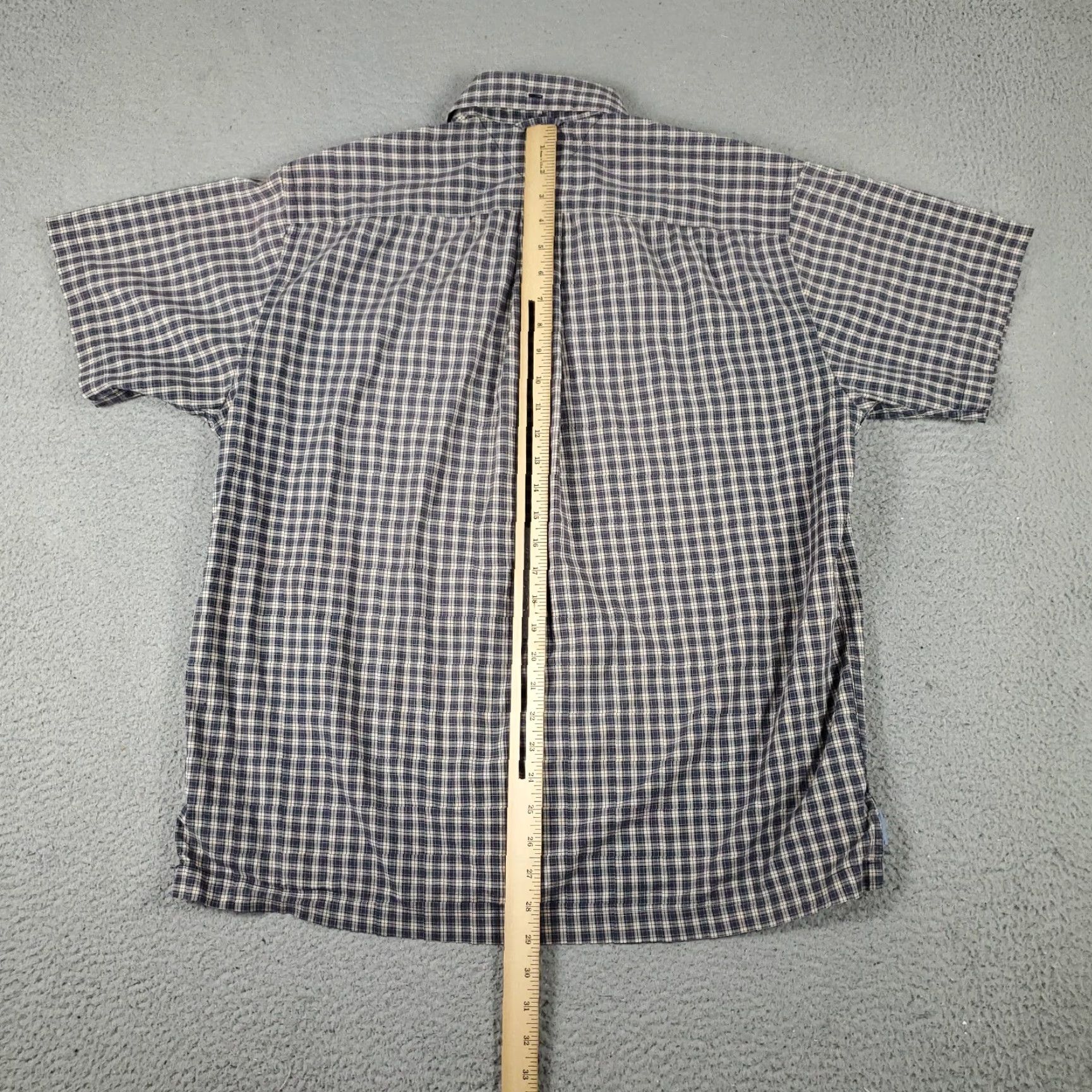 Tommy Hilfiger Tommy Hilfiger Gray Plaid Button-Up Shirt Men’s Medium Short Sleeve Casual Size US M / EU 48-50 / 2 - 4 Thumbnail