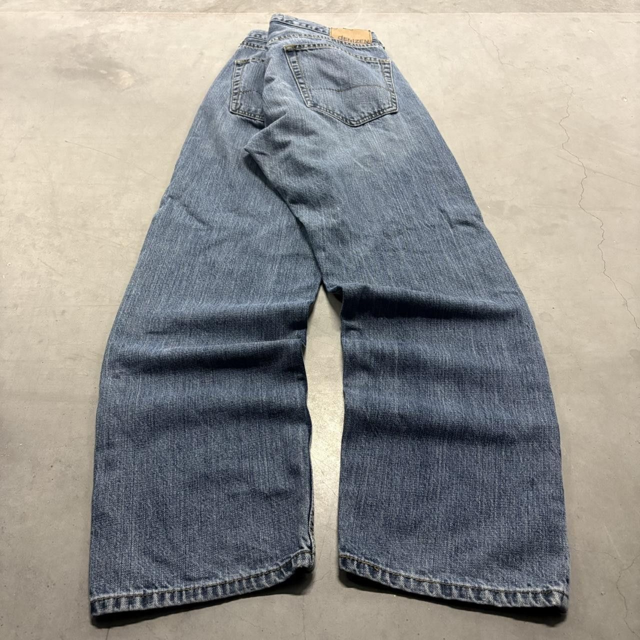 Vintage Crazy Vintage Y2K/2000s Baggy Levis Denizen Medium Blue Wash Denim Jeans! Size US 36 / EU 52 - 4 Thumbnail
