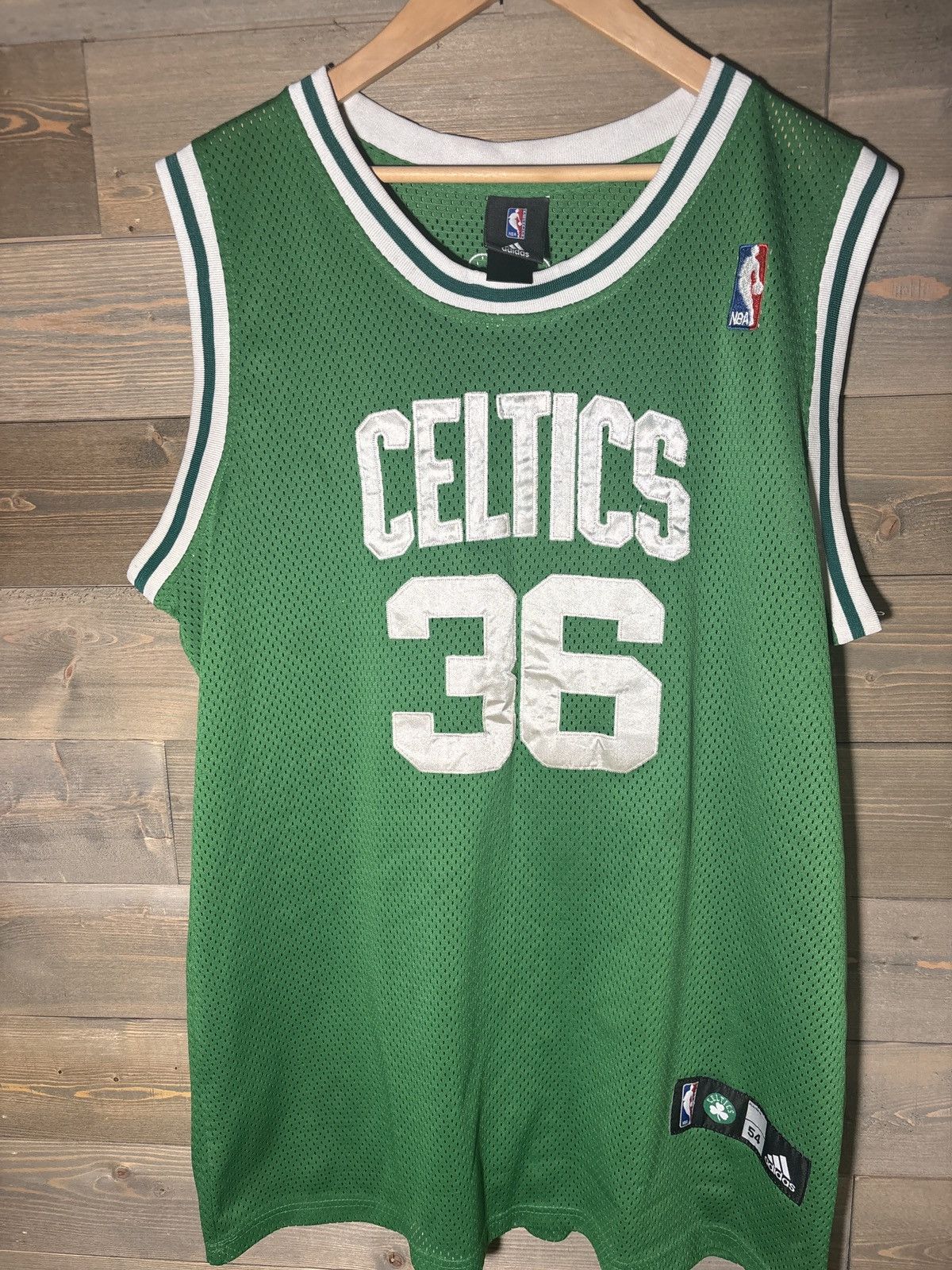 Adidas VintageBoston Celtics Shaquille O’ Neil # 36 jersey Size US XL / EU 56 / 4 - 4 Thumbnail