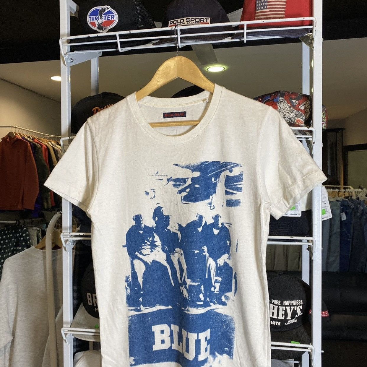 Blue Blue Japan 1990s VIntage BLUE BLUE JAPAN T-Shirt Tee RARE DESIGN Size US S / EU 44-46 / 1 - 3 Thumbnail