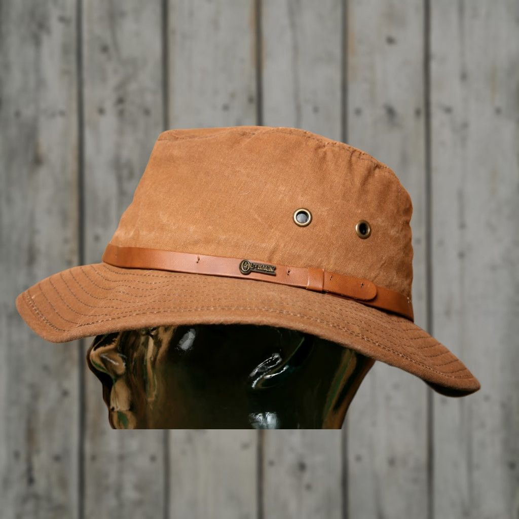 Madison Vintage Outback Madison Packable Oilskin Hat S Adults? No; Size S Brown Men Oilskin Packable Hat Vintage 90s? Size ONE SIZE - 1 Thumbnail